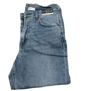 NWT Abercrombie curve love the ankle straight ultra high rise jeans
